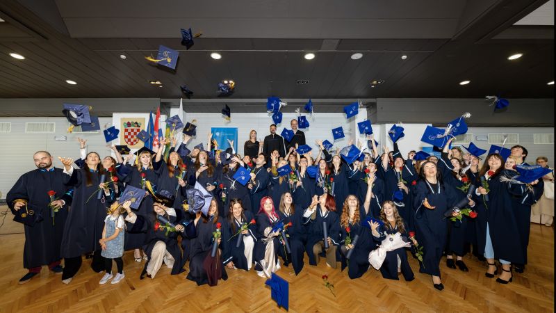 Fotografije sa svečane promocije...